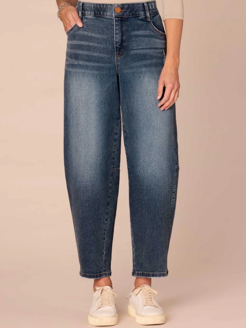 NWT Democracy Ab Solution Skyrise Relaxed Barrel Jeans